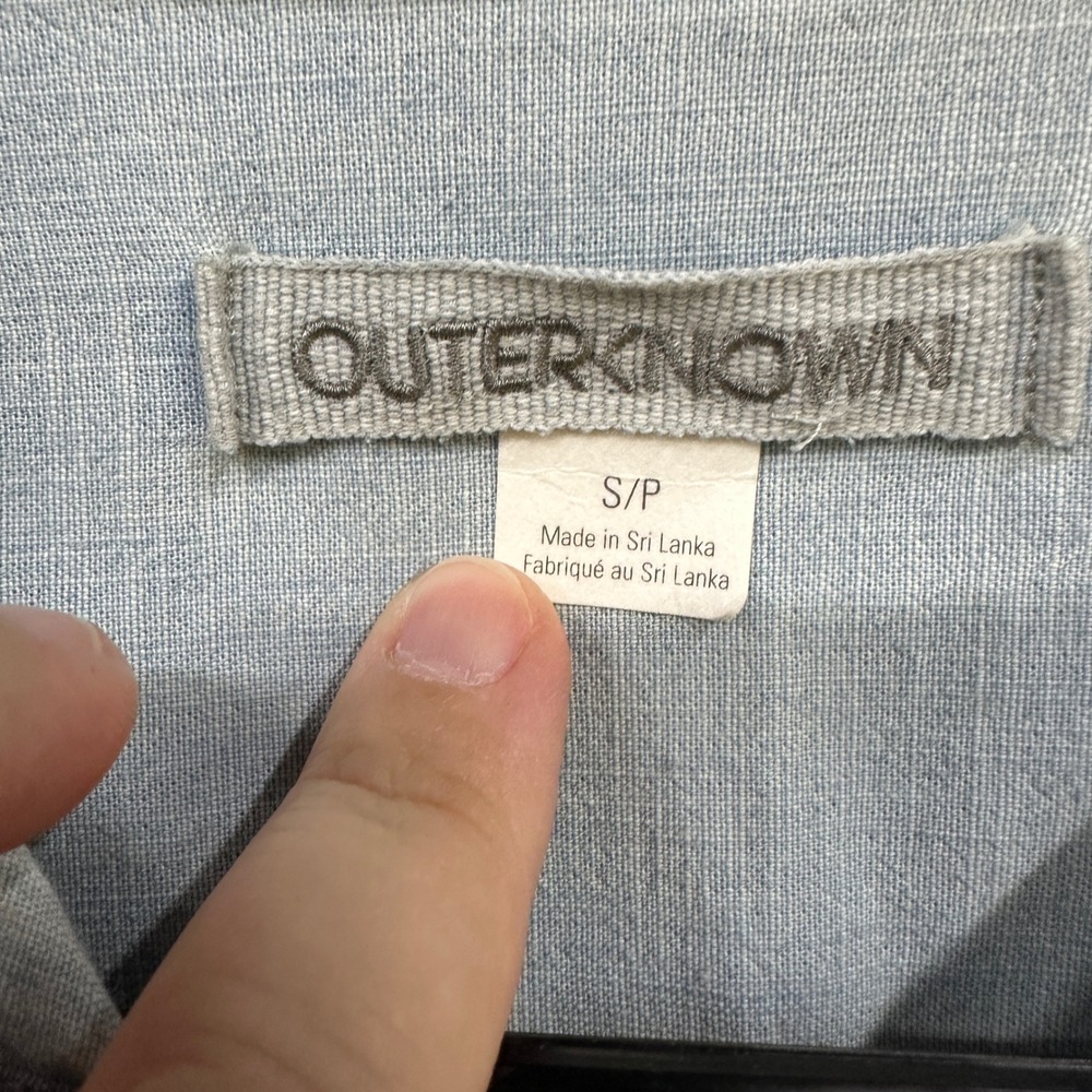 Outerknown Womens Light Wash Blue Chambray Button Down Shirt Small S P - Picture 3 of 5